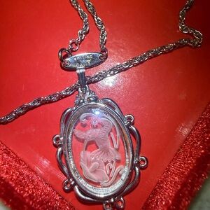 “Whiting & Davis” Vintage Silver tone and Hummingbird Floral Pendant Necklace